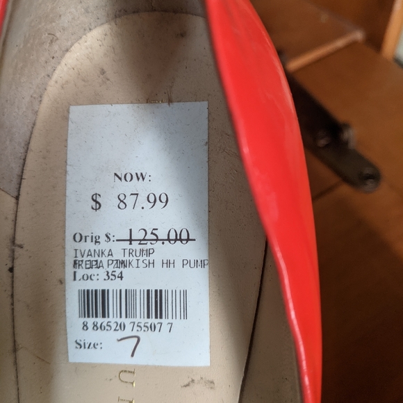 Ivanka Trump pump - Picture 3 of 4